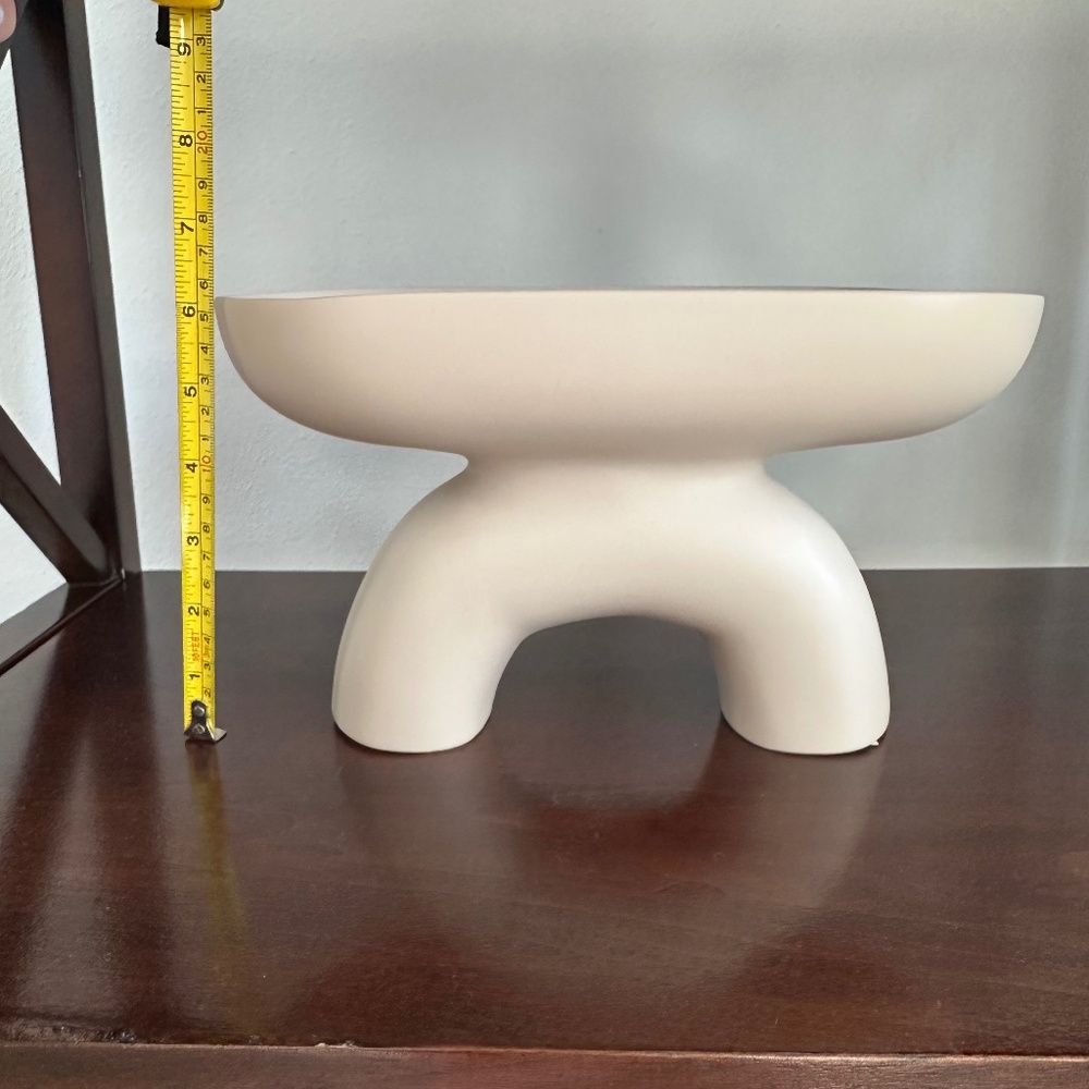 NWT White Ceramic Elevated Bowl - decorative object - H & M H&M Home
